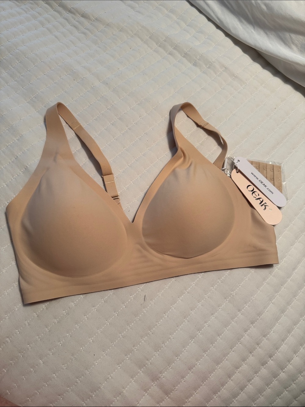 Nude Wireless Seamless T-Shirt Bra - Smooth Comfort with removable pads size L